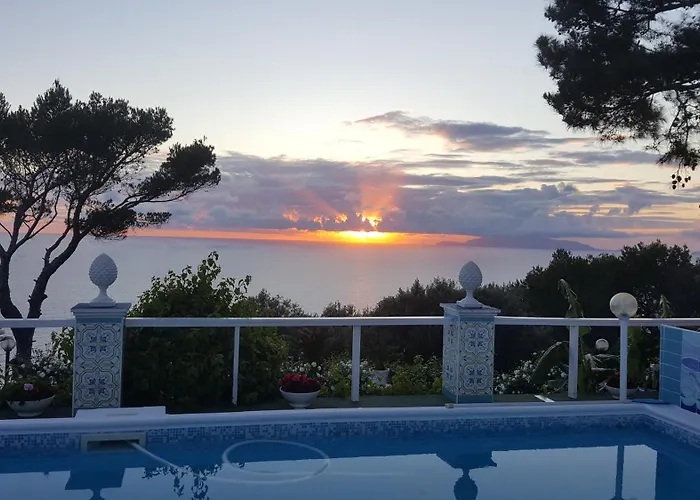 La Guardia Bed & Breakfast 3*